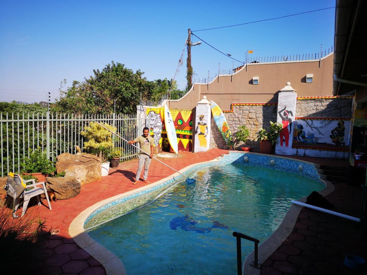 Khululekani - Durban Rasta Hide Out Backpackers エクステリア 写真