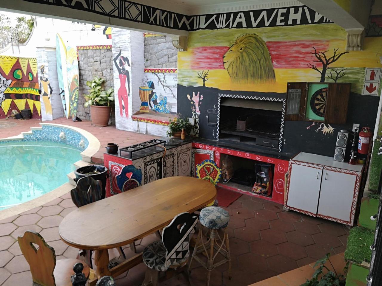 Khululekani - Durban Rasta Hide Out Backpackers エクステリア 写真