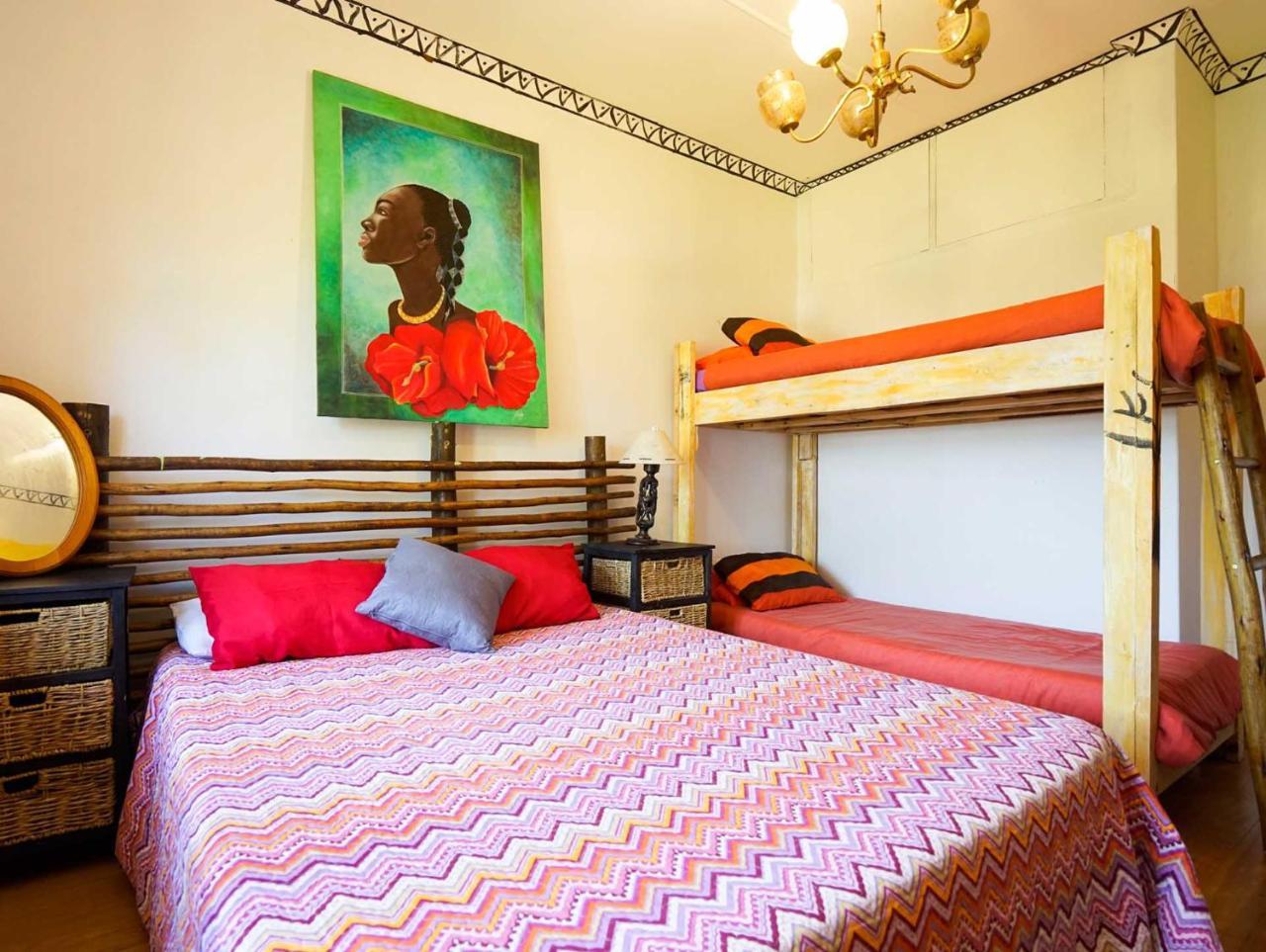 Khululekani - Durban Rasta Hide Out Backpackers エクステリア 写真