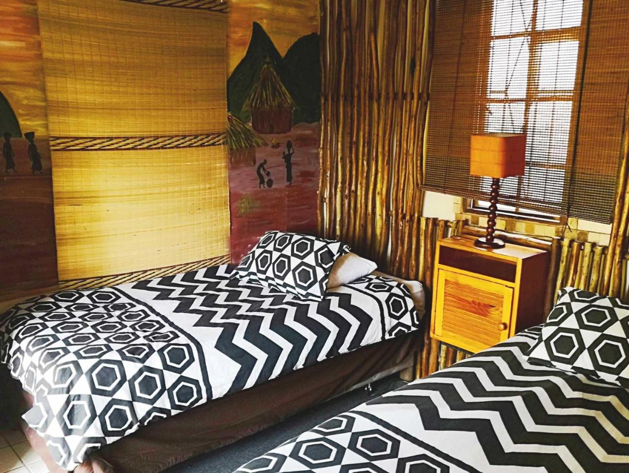Khululekani - Durban Rasta Hide Out Backpackers エクステリア 写真