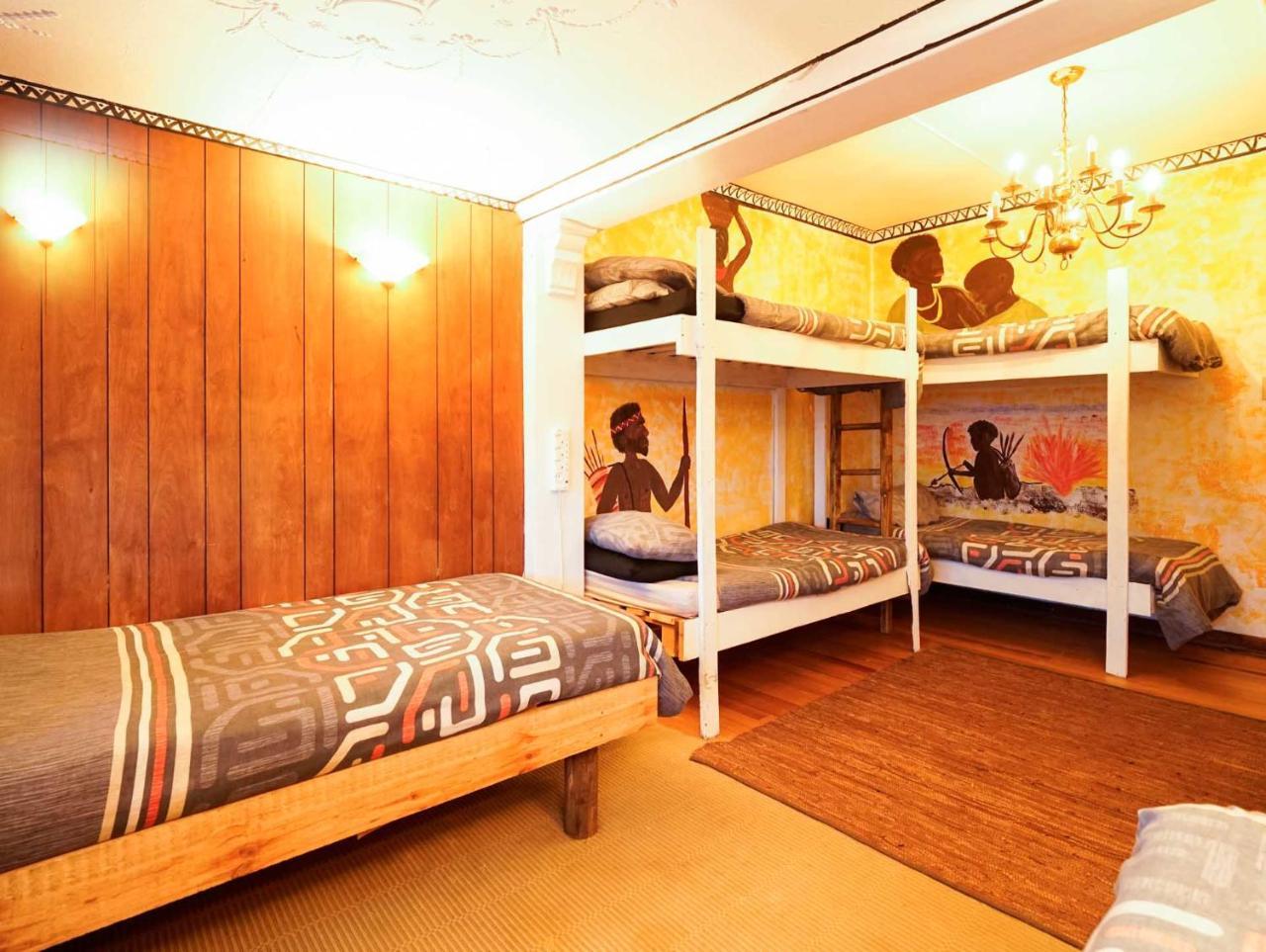 Khululekani - Durban Rasta Hide Out Backpackers エクステリア 写真